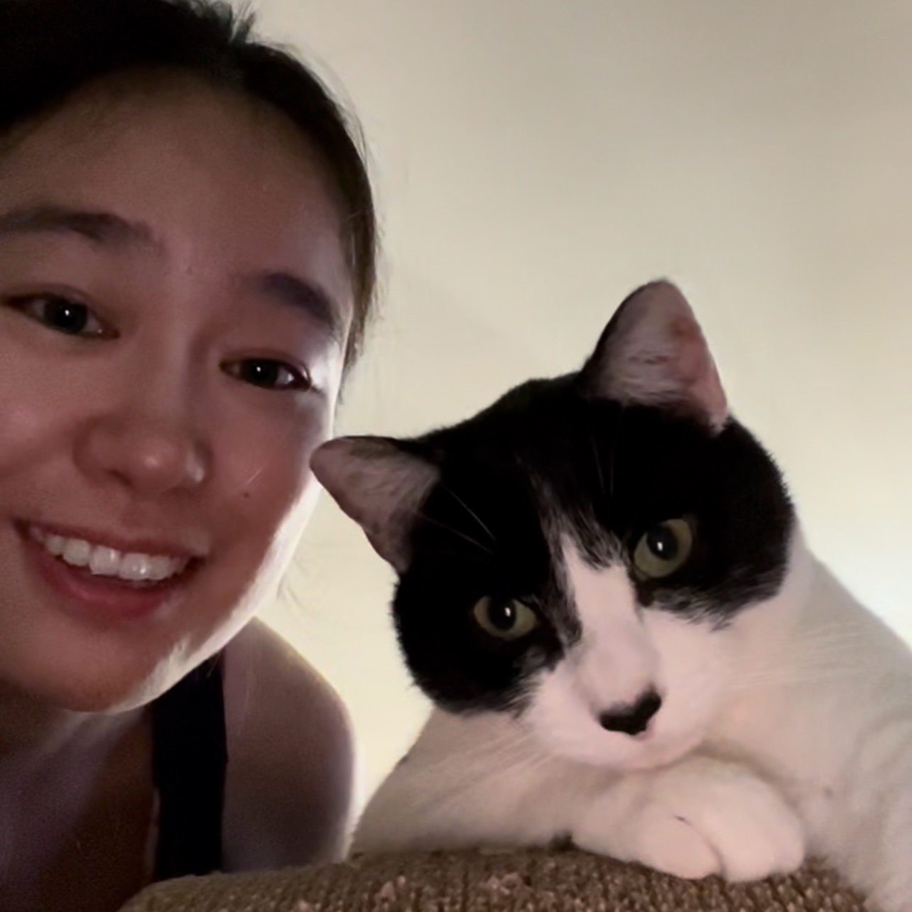 Elisa (left) and Oreo (right)